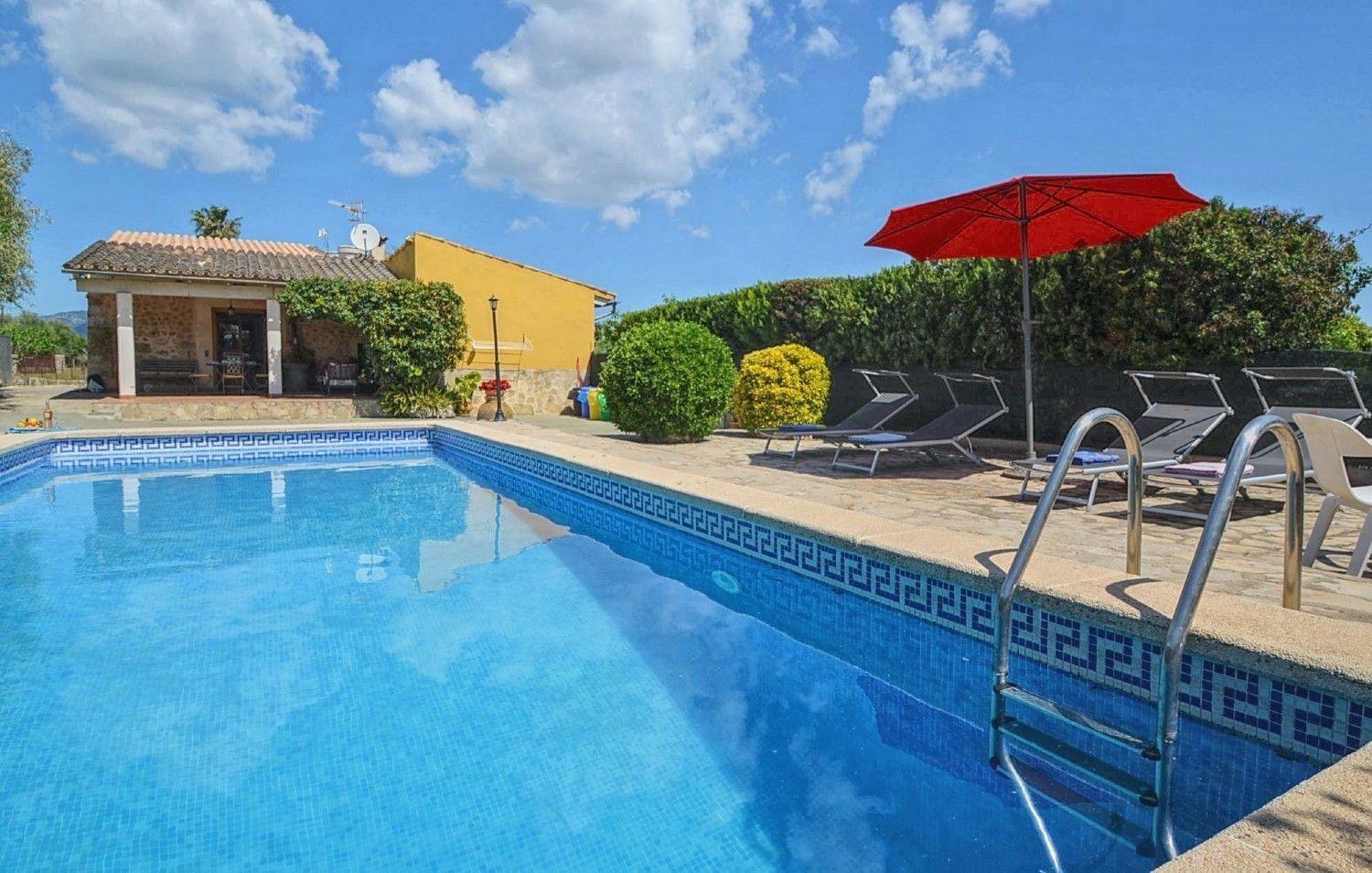 Flirty Mit Pool In Bis Zu 6 Personen *