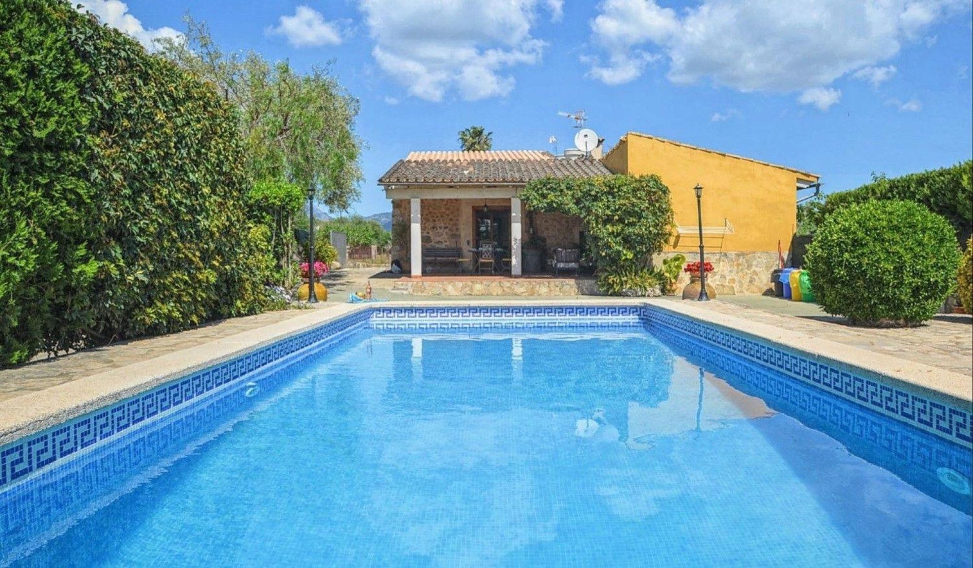 Flirty Mit Pool In Bis Zu 6 Personen Сasa de vacaciones *