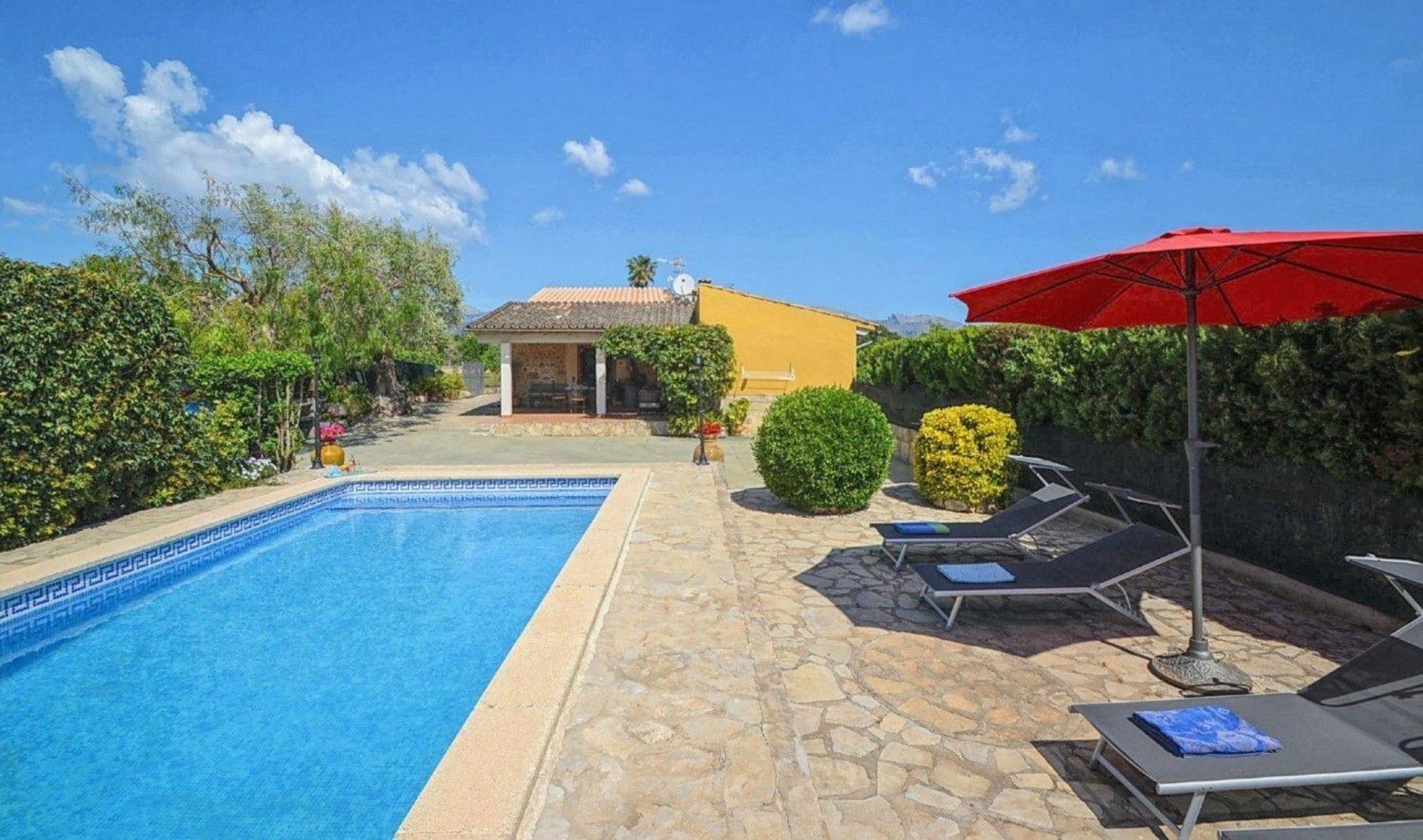 Flirty Mit Pool In Bis Zu 6 Personen *